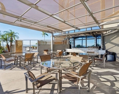 1100 Wilshire Boulevard - Photo Thumbnail 16