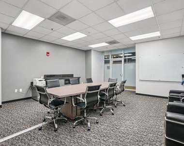 1100 Wilshire Boulevard - Photo Thumbnail 19