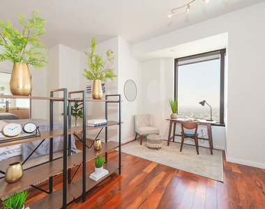 1100 Wilshire Boulevard - Photo Thumbnail 4