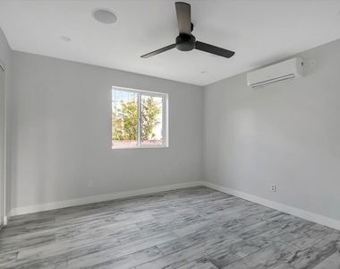 12420 Idaho Avenue - Photo Thumbnail 10