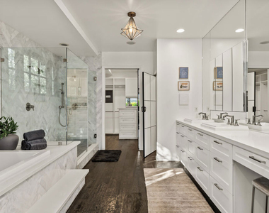 3159 Thatcher Avenue - Photo Thumbnail 32