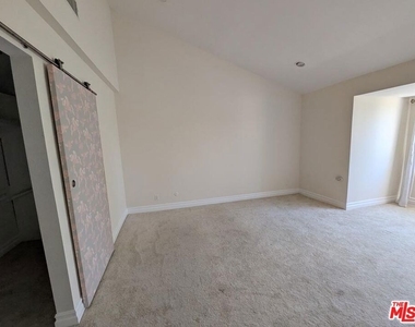 10051 Topanga Canyon Boulevard - Photo Thumbnail 34