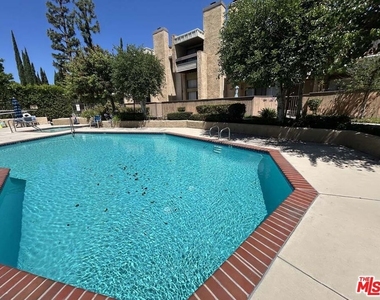 10051 Topanga Canyon Boulevard - Photo Thumbnail 52