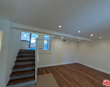 10051 Topanga Canyon Boulevard - Photo Thumbnail 7