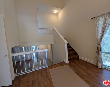10051 Topanga Canyon Boulevard - Photo Thumbnail 19