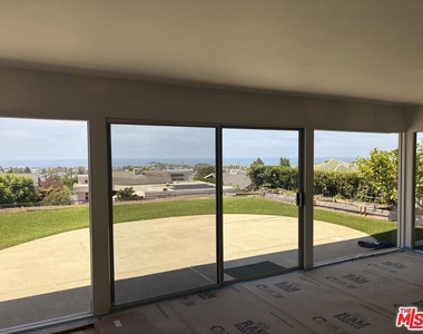 2915 Setting Sun Drive - Photo Thumbnail 1