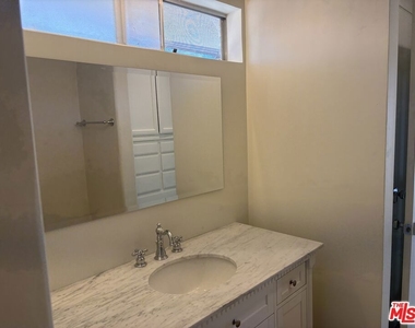 2915 Setting Sun Drive - Photo Thumbnail 15