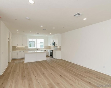 2564 Delphinium Ln - Photo Thumbnail 26