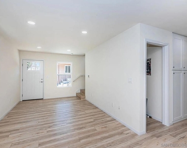 4956 63rd St - Photo Thumbnail 19