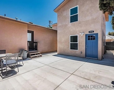 4956 63rd St - Photo Thumbnail 2