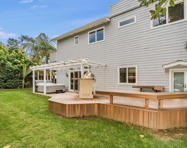 5247 Chelsea - Photo Thumbnail 5