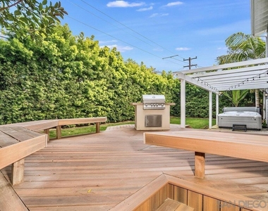 5247 Chelsea - Photo Thumbnail 12