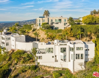 2231 Sunset Plaza Drive - Photo Thumbnail 35