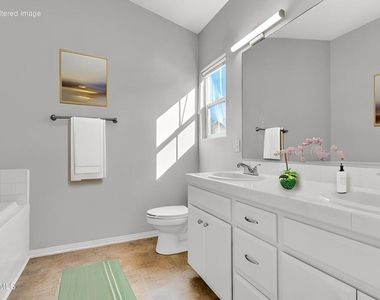 315 Westlake Vista Lane - Photo Thumbnail 34