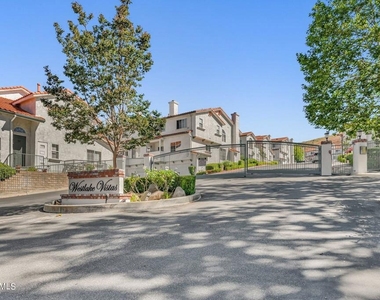 315 Westlake Vista Lane - Photo Thumbnail 46