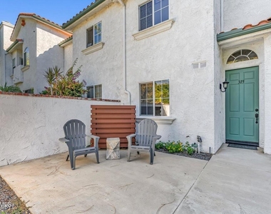 315 Westlake Vista Lane - Photo Thumbnail 5