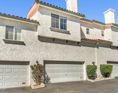 315 Westlake Vista Lane - Photo Thumbnail 39