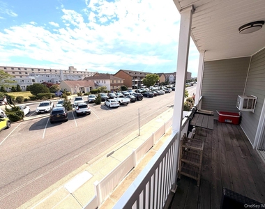101 Harding Avenue - Photo Thumbnail 29