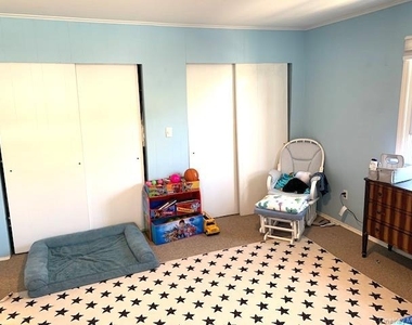 101 Harding Avenue - Photo Thumbnail 17
