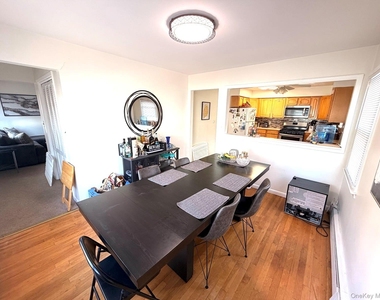 101 Harding Avenue - Photo Thumbnail 8