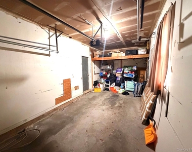 101 Harding Avenue - Photo Thumbnail 32