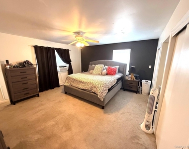 101 Harding Avenue - Photo Thumbnail 22