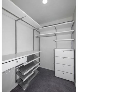 300 Village Green Drive - Photo Thumbnail 7