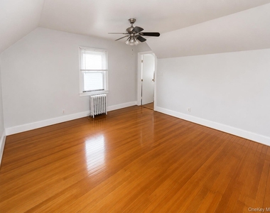 116-24 220th Street - Photo Thumbnail 2
