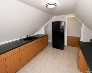 116-24 220th Street - Photo Thumbnail 4