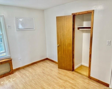 24614 61st Avenue - Photo Thumbnail 10