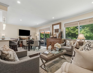149 Flintlock Way - Photo Thumbnail 6