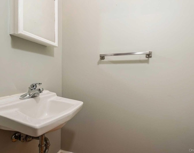 52 Schenck Avenue - Photo Thumbnail 15