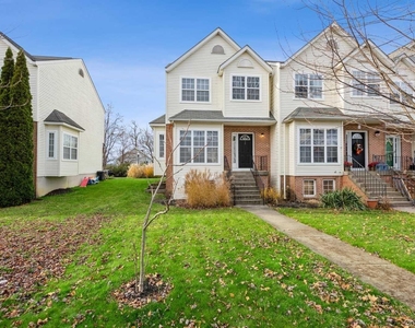 52 Schenck Avenue - Photo Thumbnail 3