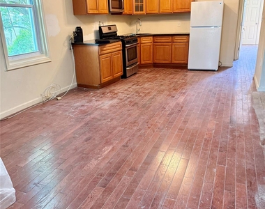 145-54 107th Avenue - Photo Thumbnail 1
