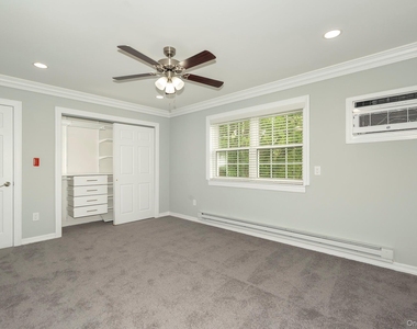 30 Bay Point Court - Photo Thumbnail 4