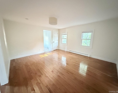 60 Westchester Avenue - Photo Thumbnail 8