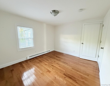 60 Westchester Avenue - Photo Thumbnail 10