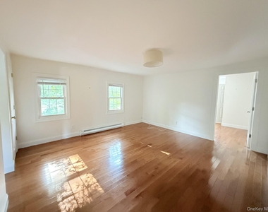 60 Westchester Avenue - Photo Thumbnail 6