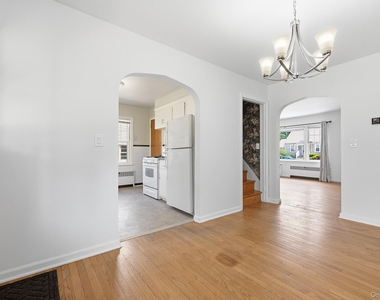 52 Fountain Place - Photo Thumbnail 8