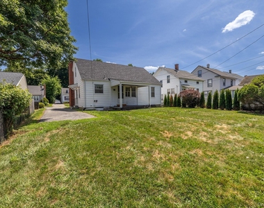52 Fountain Place - Photo Thumbnail 16