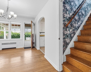 52 Fountain Place - Photo Thumbnail 9