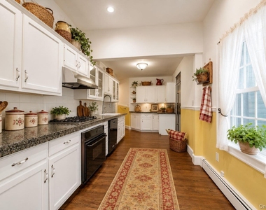 245 Main Street - Photo Thumbnail 4