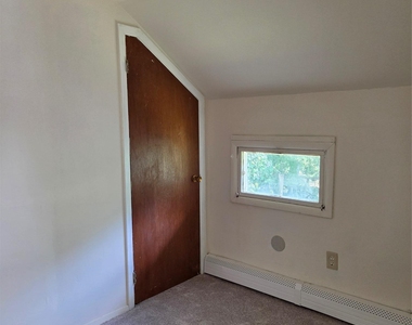 119 W Railroad Avenue - Photo Thumbnail 5