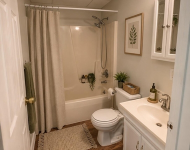 6 Wadsworth Avenue - Photo Thumbnail 10