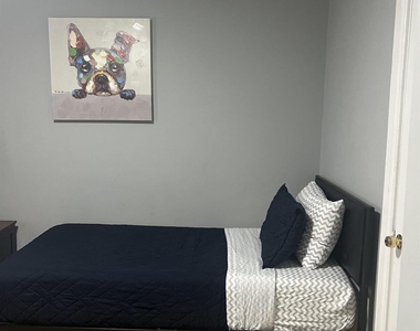 155 Lincoln Avenue - Photo Thumbnail 2