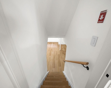 12 Warren Lane - Photo Thumbnail 22