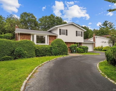 12 Warren Lane - Photo Thumbnail 1