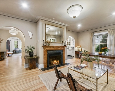 11 Maple Avenue - Photo Thumbnail 10