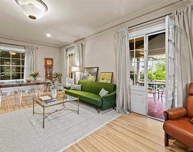 11 Maple Avenue - Photo Thumbnail 13