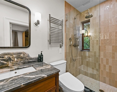 11 Maple Avenue - Photo Thumbnail 31